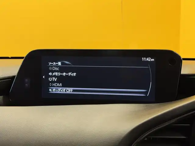 マツダ マツダ３セダン XD ブラックセレクション 群馬県 2025(令7)年 4.2万km ジェットブラックマイカ 安全装備/・衝突軽減ブレーキ/・オートライト/・横滑り防止/・360°カメラ/・ブラインドスポットモニター/・クルーズコントロール/・SOSコール/・コーナーセンサー/メーカー純正ナビ/・AM/FM/フルセグTV/・Bluetooth/SD/USB/・CD/DVD/MSV/HDMI/シートメモリー/前席シートヒーター/ハンドルヒーター/パドルシフト/LEDヘッドライト/電動パーキング/オートホールド/ETC/純正フロアマット/純正ドアバイザー/純正18インチアルミホイール/スマートキー/プッシュスタート