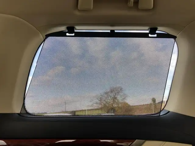 トヨタ ヴェルファイア V 静岡県 2016(平28)年 2.7万km バーニングブラッククリスタルシャインガラスフレーク 純正9インチナビ(NSZT-Y64T)/　AM FM CD DVD Bluetooth SD/フルセグTV/バックモニター/LEDオートヘッドランプ/ハーフレザーシート/運転席パワーシート/クルーズコントロール/前後方クリアランスソナー/両側パワースライドドア/純正17インチアルミホイール/スマートキー2本/ワンオーナー/後席11インチフリップダウンモニター(V11T-R62C)/ビルトインETC