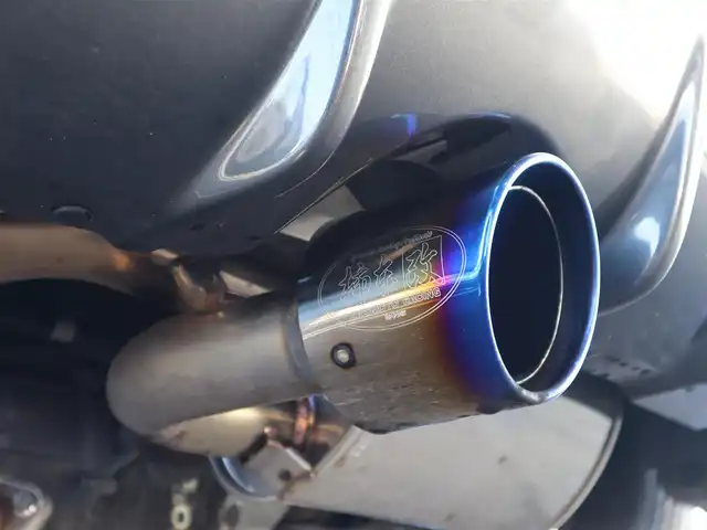 日産 ジューク ニスモ RS 愛知県 2015(平27)年 9.6万km ブリリアントホワイトパール ニスモ専用チューン/純正エアロパーツ/スマートキー×2プッシュスタート/アドバンレーシング18インチアルミホイール/（TC-4）/柿本改マフラー（純正有り）/BLITZ車校調（純正有り）/ニスモ専用シート・フロアマット・スカッフプレート/純正ナビ・フルセグTV・BLUETOOTHオーディオ・DVD・SD（MC314D-W）/バックカメラ/ETC/パドルシフト/純正ディスチャージヘッドライト/純正LEDアクセラリーライナー/オートライト/横滑防止装置/保証書・取扱説明書・ナビ取扱説明書・スペアキー/車検令和8年6月24日/走行距離95673km