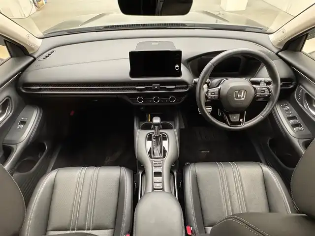 ホンダ ＺＲ－Ｖ Z 兵庫県 2022(令4)年 0.8万km クリスタルブラックパール 純正メモリナビ/（BT、フルセグ、ＵＳＢ）/純正ＤＡ/スマートフォン連携/ワイヤレス充電/BOSEサウンド/ドライブレコーダー/アラウンドビューモニター/パドルシフト/レザーシート/パワーシート/シートヒーター/ハンズフリーバックドア/ACC/PCS/LKA/BSM/ステアリングヒーター/ビルトインETC2.0/LEDヘッドライト/オートハイビーム/スペアキー×１/純正フロアマット/純正ドアバイザー/純正18インチAW