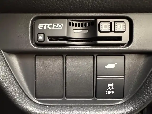 ホンダ ＺＲ－Ｖ Z 兵庫県 2022(令4)年 0.8万km クリスタルブラックパール 純正メモリナビ/（BT、フルセグ、ＵＳＢ）/純正ＤＡ/スマートフォン連携/ワイヤレス充電/BOSEサウンド/ドライブレコーダー/アラウンドビューモニター/パドルシフト/レザーシート/パワーシート/シートヒーター/ハンズフリーバックドア/ACC/PCS/LKA/BSM/ステアリングヒーター/ビルトインETC2.0/LEDヘッドライト/オートハイビーム/スペアキー×１/純正フロアマット/純正ドアバイザー/純正18インチAW