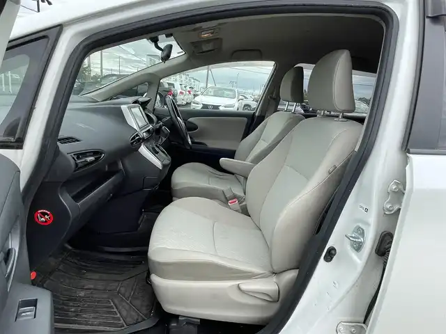トヨタ ウィッシュ 1．8X HIDセレクション 道央・札幌 2011(平23)年 10.7万km ホワイトパールクリスタルシャイン 4WD/純正HDDナビ/FM/AM/CD/DVD/フルセグTV/BT/横滑り防止システム/バックカメラ/ワイパーデアイサー /電動格納ミラー/スマートキー/プッシュスタート/オートライト/ドアバイザー/ETC