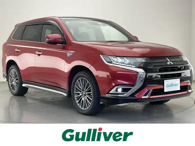 三菱 アウトランダー ＰＨＥＶ Sエディション 愛知県 2019(平31)年 5.9万km アメジストブラック/レッドM 純正ナビ　フルセグＴＶ　Ｂｌｕｅｔｏｏｔｈ　サンルーフ　全方位カメラ　ＡＣ１００Ｖ電源　前後ドラレコ　電度リアゲート　衝突軽減　追従クルコン　ＢＳＭ　コーナーセンサー　オートホールド　ＬＤＷ　USB　TVキャンセラー　　禁煙車
