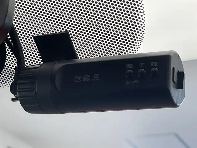 三菱 アウトランダー ＰＨＥＶ Sエディション 愛知県 2019(平31)年 5.9万km アメジストブラック/レッドM 純正ナビ　フルセグＴＶ　Ｂｌｕｅｔｏｏｔｈ　サンルーフ　全方位カメラ　ＡＣ１００Ｖ電源　前後ドラレコ　電度リアゲート　衝突軽減　追従クルコン　ＢＳＭ　コーナーセンサー　オートホールド　ＬＤＷ　USB　TVキャンセラー　　禁煙車