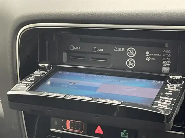 三菱 アウトランダー ＰＨＥＶ Sエディション 愛知県 2019(平31)年 5.9万km アメジストブラック/レッドM 純正ナビ　フルセグＴＶ　Ｂｌｕｅｔｏｏｔｈ　サンルーフ　全方位カメラ　ＡＣ１００Ｖ電源　前後ドラレコ　電度リアゲート　衝突軽減　追従クルコン　ＢＳＭ　コーナーセンサー　オートホールド　ＬＤＷ　USB　TVキャンセラー　　禁煙車