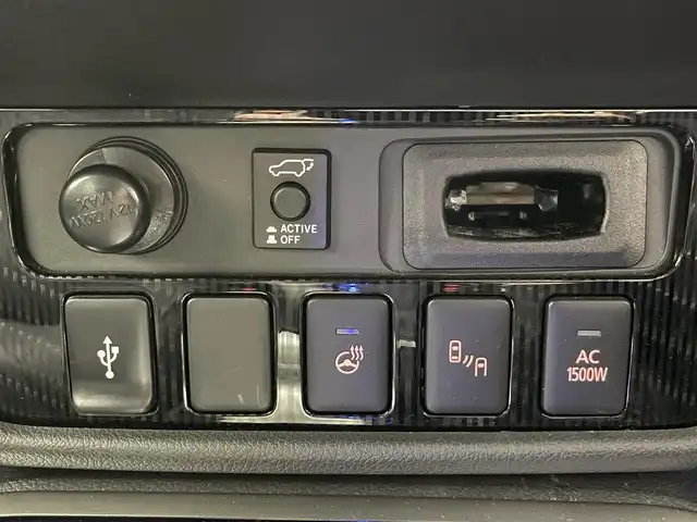 三菱 アウトランダー ＰＨＥＶ Sエディション 愛知県 2019(平31)年 5.9万km アメジストブラック/レッドM 純正ナビ　フルセグＴＶ　Ｂｌｕｅｔｏｏｔｈ　サンルーフ　全方位カメラ　ＡＣ１００Ｖ電源　前後ドラレコ　電度リアゲート　衝突軽減　追従クルコン　ＢＳＭ　コーナーセンサー　オートホールド　ＬＤＷ　USB　TVキャンセラー　　禁煙車