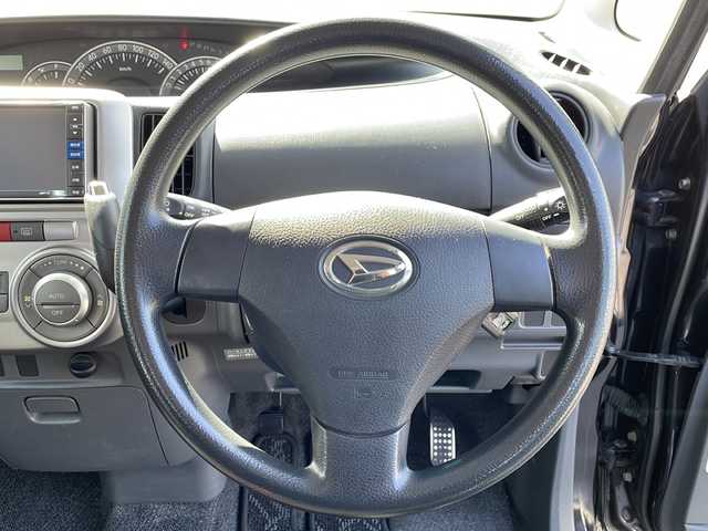 ダイハツ タント カスタム X 長野県 2008(平20)年 6.1万km ブラックマイカ ４ＷＤ　/ワンセグ　/ＨＤＤナビ　　/ＦＭ／ＡＭ　/ＣＤ／ＤＶＤ　/片側スライドドア　/スマートキー　/ＨＩＤヘッドライト　/電動格納ミラー　/衝突軽減システム　/盗難防止　/スタッドレスタイヤ車載
