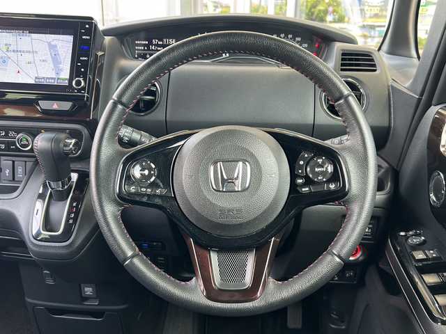 ホンダ Ｎ ＢＯＸ カスタム L ターボ コーディネートスタイル 静岡県 2022(令4)年 3.4万km プラチナホワイトパール ホンダセンシング/・衝突軽減ブレーキ/・アクティブクルーズコントロール/・レーンキープアシスト/・ロードサインアシスト/純正ナビ/・フルセグTV/・CD/DVD/MSV/ラジオ/Bluetooth/HDMI/主要装備/・ETC/・両側パワースライドドア/・レザーシート/・シートヒーター/・プッシュスタート/・スマートキー/・ブレーキホールド/・コーナーセンサー