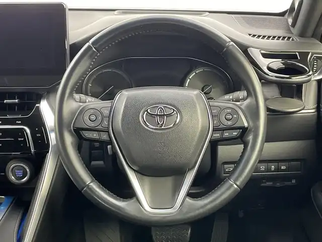 トヨタ ハリアー Z 新潟県 2021(令3)年 4.5万km プレシャスブラックパール 純正メモリナビ/（BT/FM/AM/フルセグTV)/バック/サイドカメラ/ステアリングスイッチ/パワーシート/ハーフレザーシート/電動リアゲート/JBLサウンドスピーカー/ブラインドスポットモニター/ヘッドアップディスプレイ/純正LEDオートヘッドライト/オートハイビーム/フロントフォグライト/電格ミラー/ウィンカーミラー/ドアバイザー/ETC2.0/スペアキー×1