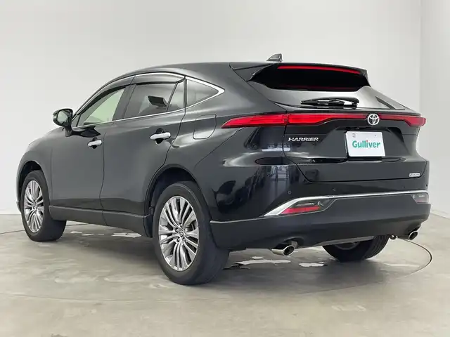 トヨタ ハリアー Z 新潟県 2021(令3)年 4.5万km プレシャスブラックパール 純正メモリナビ/（BT/FM/AM/フルセグTV)/バック/サイドカメラ/ステアリングスイッチ/パワーシート/ハーフレザーシート/電動リアゲート/JBLサウンドスピーカー/ブラインドスポットモニター/ヘッドアップディスプレイ/純正LEDオートヘッドライト/オートハイビーム/フロントフォグライト/電格ミラー/ウィンカーミラー/ドアバイザー/ETC2.0/スペアキー×1