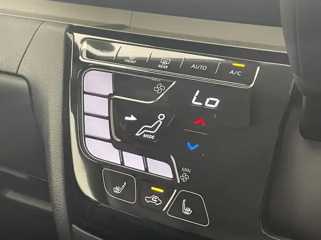 三菱 デリカミニ T プレミアム 滋賀県 2025(令7)年 0.1千km 緑Ⅱ 登録済未使用車/純正9型ディスプレイオーディオ/全方位カメラ/両側パワースライドドア/デジタルルームミラー/追従クルーズコントロール/シートヒーター/ハーフレザーシート/ステアリングヒーター/純正LEDヘッドライト/純正１５AW/前後ソナー/電子パーキング/サイドデカール