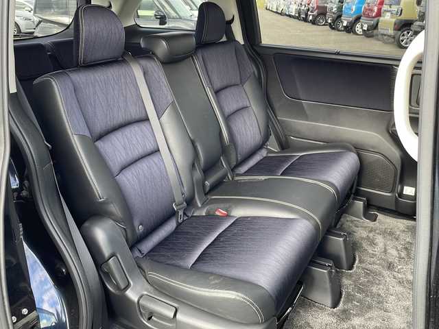 ホンダ オデッセイ アブソルート 20thアニバーサリー 新潟県 2014(平26)年 7.4万km プレミアムヴィーナスブラックP 4WD/純正8インチインターナビ(VXM-155VFEi)/CD/DVD/BT/フルセグテレビ/ミュージックサーバー/バックカメラ/ETC/フリップダウンモニター/ドライブレコーダー/クルーズコントロール/両側パワースライドドア/半革シート/運転席パワーシート/ステアリングスイッチ/スマートキー/プッシュスタート/LEDヘッドライト/オートライト/フォグランプ/社外18インチアルミホイール