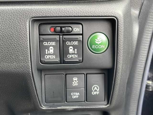 ホンダ オデッセイ アブソルート 20thアニバーサリー 新潟県 2014(平26)年 7.4万km プレミアムヴィーナスブラックP 4WD/純正8インチインターナビ(VXM-155VFEi)/CD/DVD/BT/フルセグテレビ/ミュージックサーバー/バックカメラ/ETC/フリップダウンモニター/ドライブレコーダー/クルーズコントロール/両側パワースライドドア/半革シート/運転席パワーシート/ステアリングスイッチ/スマートキー/プッシュスタート/LEDヘッドライト/オートライト/フォグランプ/社外18インチアルミホイール