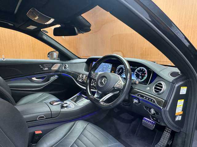メルセデス・ベンツ Ｓ３００ ハイブリッド エクスクルーシブ 千葉県 2015(平27)年 3.5万km 紺 ＡＭＧライン　/ラグジュアリーＰＫＧ　/パノラマＳＲ　/黒革　/Ｂｕｒｍｅｓｔｅｒサウンド　/ＡＣＣ　/ＨＵＤ　/ナビ　/ＴＶ　/３６０°シートＨ　/ベンチレーション　/電動トランク　/衝突軽減Ｂ　/ＢＳＭ　/ＬＫＡ　/ドラレコ