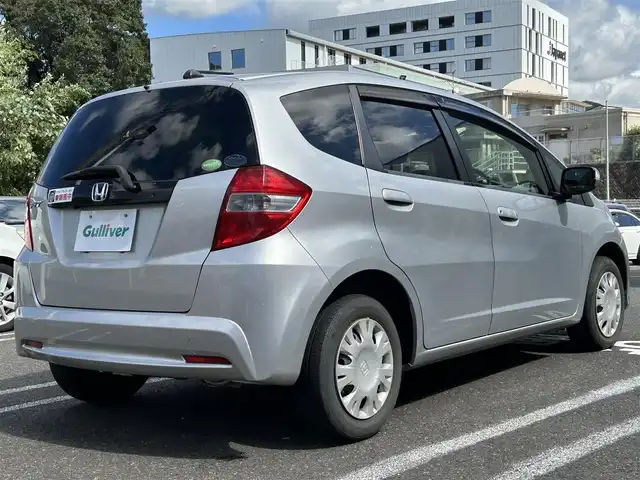 ホンダ フィット G スマートセレクション 長崎県 2012(平24)年 10.7万km アラバスターシルバーメタリック 純正HDDナビ/・AM/FM/フルセグTV/バックカメラ/ビルトインETC/ライトレベライザー/ステアリングスイッチ/前後ドライブレコーダー/フロアマット/ドアバイザー/電動格納ウィンカーミラー/保証書/取扱説明書/ナビ取扱説明書