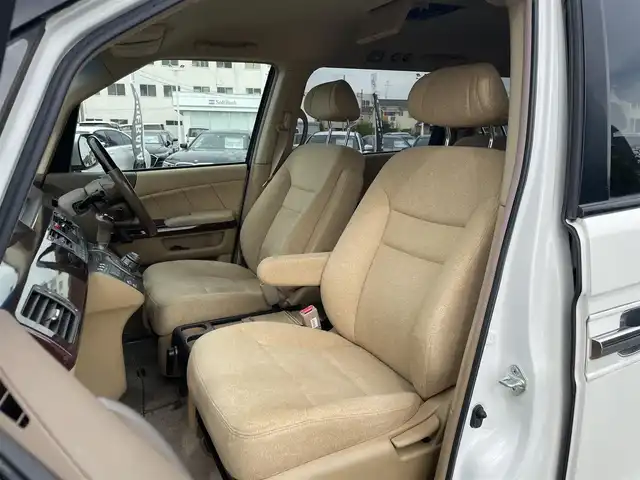 ホンダ エリシオン G プレミアム 埼玉県 2005(平17)年 10.1万km ブルーイッシュホワイトパール 両側パワースライドドア/純正フリップダウンモニター/ウッド調パネル/ウッドレザーコンビステア/社外ＥＴＣ/ダブルエアバッグ/アンチロックブレーキ