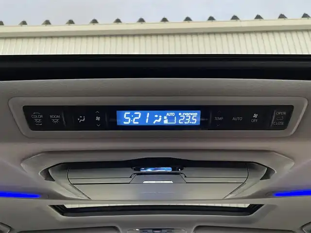 トヨタ ヴェルファイア Z Gエディション 滋賀県 2019(令1)年 8.4万km ホワイトパールクリスタルシャイン ムーンルーフ/ALPINE製メモリナビ/(フルセグTV CD DVD Bluetooth)/トヨタセーフティセンス/・プリクラッシュセーフティ/・車線逸脱警報/・レーダークルーズコントロール/・パーキングサポートブレーキ/リヤモニター/レザーシート/シートヒーター/ベンチレーション/ステアリングリモコン/ステアリングヒーター/ドライブレコーダー/ビルトインETC/電動パーキングブレーキ/プッシュスタート/スマートキー/オートブレーキホールド/両側パワースライドドア/電動格納ミラー/ウインカーミラー/シーケンシャルウインカー/LEDヘッドライト/オートマチックハイビーム