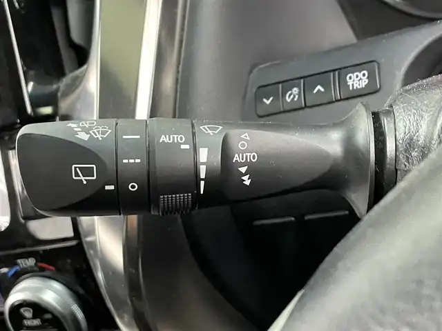 トヨタ ヴェルファイア Z Gエディション 滋賀県 2019(令1)年 8.4万km ホワイトパールクリスタルシャイン ムーンルーフ/ALPINE製9インチメモリナビ/(フルセグTV CD DVD Bluetooth)/トヨタセーフティセンス/プリクラッシュセーフティ/車線逸脱警報/レーダークルーズコントロール/パーキングサポートブレーキ/リヤモニター/レザーシート/シートヒーター/ベンチレーション/ステアリングリモコン/ステアリングヒーター/ドライブレコーダー/ビルトインETC/電動パーキングブレーキ/プッシュスタート/スマートキー/オートブレーキホールド/両側パワースライドドア/電動格納ミラー/ウインカーミラー/シーケンシャルウインカー/LEDヘッドライト/オートマチックハイビーム