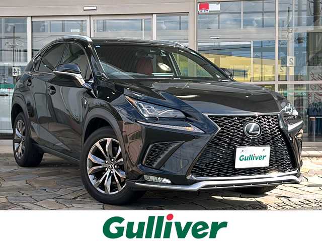 レクサス ＮＸ 300 Fスポーツ 静岡県 2017(平29)年 8.7万km グラファイトブラックガラスフレーク 純正メモリナビ/・CD/・DVD/・フルセグＴＶ/・Bluetooth/・USB/・AM/・FM/主要装備/・サンルーフ/・衝突軽減/・レーンキープ/・追従クルコン/・全方位カメラ/・BSM/・パワーバックドア/・ルーフレール/・レザーシート/・パワーシートD/N席/・シートヒーターD/N席/・エアシートD/N席/・ETC2.0/・ドラレコ/・純正フロアマット/・純正アルミホイール/・LEDヘッドライト/・オートハイビーム