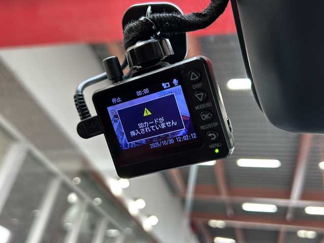 レクサス ＮＸ 300 Fスポーツ 静岡県 2017(平29)年 8.7万km グラファイトブラックガラスフレーク 純正メモリナビ/・CD/・DVD/・フルセグＴＶ/・Bluetooth/・USB/・AM/・FM/主要装備/・サンルーフ/・衝突軽減/・レーンキープ/・追従クルコン/・全方位カメラ/・BSM/・パワーバックドア/・ルーフレール/・レザーシート/・パワーシートD/N席/・シートヒーターD/N席/・エアシートD/N席/・ETC2.0/・ドラレコ/・純正フロアマット/・純正アルミホイール/・LEDヘッドライト/・オートハイビーム