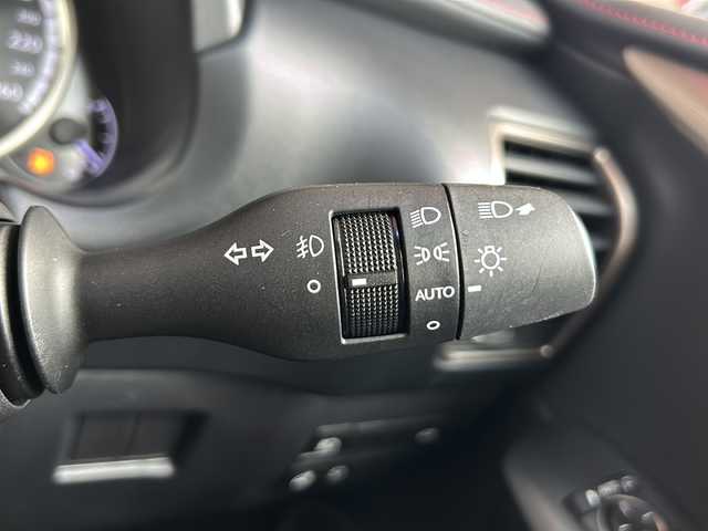 レクサス ＮＸ 300 Fスポーツ 静岡県 2017(平29)年 8.7万km グラファイトブラックガラスフレーク 純正メモリナビ/・CD/・DVD/・フルセグＴＶ/・Bluetooth/・USB/・AM/・FM/主要装備/・サンルーフ/・衝突軽減/・レーンキープ/・追従クルコン/・全方位カメラ/・BSM/・パワーバックドア/・ルーフレール/・レザーシート/・パワーシートD/N席/・シートヒーターD/N席/・エアシートD/N席/・ETC2.0/・ドラレコ/・純正フロアマット/・純正アルミホイール/・LEDヘッドライト/・オートハイビーム