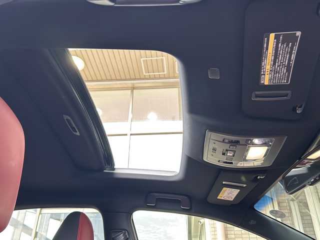 レクサス ＮＸ 300 Fスポーツ 静岡県 2017(平29)年 8.7万km グラファイトブラックガラスフレーク 純正メモリナビ/・CD/・DVD/・フルセグＴＶ/・Bluetooth/・USB/・AM/・FM/主要装備/・サンルーフ/・衝突軽減/・レーンキープ/・追従クルコン/・全方位カメラ/・BSM/・パワーバックドア/・ルーフレール/・レザーシート/・パワーシートD/N席/・シートヒーターD/N席/・エアシートD/N席/・ETC2.0/・ドラレコ/・純正フロアマット/・純正アルミホイール/・LEDヘッドライト/・オートハイビーム