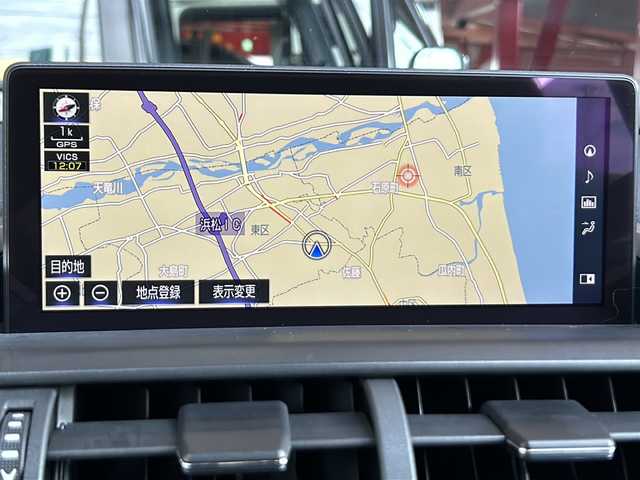 レクサス ＮＸ 300 Fスポーツ 静岡県 2017(平29)年 8.7万km グラファイトブラックガラスフレーク 純正メモリナビ/・CD/・DVD/・フルセグＴＶ/・Bluetooth/・USB/・AM/・FM/主要装備/・サンルーフ/・衝突軽減/・レーンキープ/・追従クルコン/・全方位カメラ/・BSM/・パワーバックドア/・ルーフレール/・レザーシート/・パワーシートD/N席/・シートヒーターD/N席/・エアシートD/N席/・ETC2.0/・ドラレコ/・純正フロアマット/・純正アルミホイール/・LEDヘッドライト/・オートハイビーム