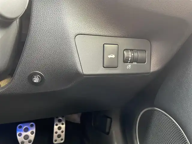 トヨタ ８６ GT 埼玉県 2017(平29)年 4.3万km クリスタルブラックシリカ /6速MT//純正メモリナビ//ワンセグTV//バックカメラ//CD&Bluetooth//クルーズコントロール//ETC//スマートキーx2//LEDヘッドライト//LEDフォグランプ//ドラレコ(SDカード欠)//W.サイド.カーテンエアバッグ//ABS//横滑り防止装置//革巻きステアリング//オートライト//リヤスポイラー//スモークフィルム//純正17インチAW//新車時保証書//取扱説明書//ナビ取説