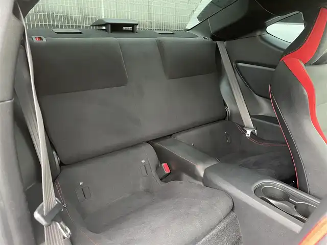 トヨタ ８６ GT 埼玉県 2017(平29)年 4.3万km クリスタルブラックシリカ /6速MT//純正メモリナビ//ワンセグTV//バックカメラ//CD&Bluetooth//クルーズコントロール//ETC//スマートキーx2//LEDヘッドライト//LEDフォグランプ//ドラレコ(SDカード欠)//W.サイド.カーテンエアバッグ//ABS//横滑り防止装置//革巻きステアリング//オートライト//リヤスポイラー//スモークフィルム//純正17インチAW//新車時保証書//取扱説明書//ナビ取説