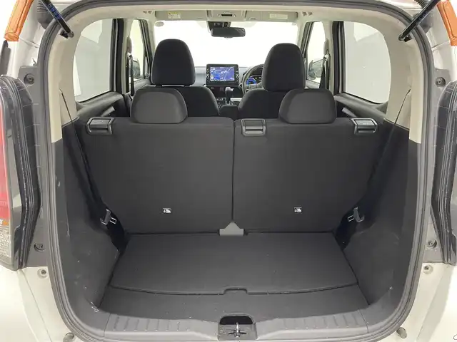 日産 デイズ ハイウェイスターX 兵庫県 2019(令1)年 1.8万km プレミアムサンシャインオレンジメタリック/シルキーホワイト ・純正SDナビ/（CD、DVD、フルセグ、Bluetooth）/・アラウンドビューモニター/・前後コーナーセンサー/・レーンキープアシスト/・LEDヘッドライト/・オートライト/・純正14インチアルミホイール/・純正フロアマット/・スマートキー/・スペアキー