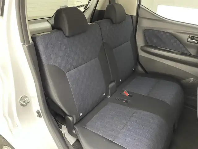 日産 デイズ ハイウェイスターX 兵庫県 2019(令1)年 1.8万km プレミアムサンシャインオレンジメタリック/シルキーホワイト ・純正SDナビ/（CD、DVD、フルセグ、Bluetooth）/・アラウンドビューモニター/・前後コーナーセンサー/・レーンキープアシスト/・LEDヘッドライト/・オートライト/・純正14インチアルミホイール/・純正フロアマット/・スマートキー/・スペアキー