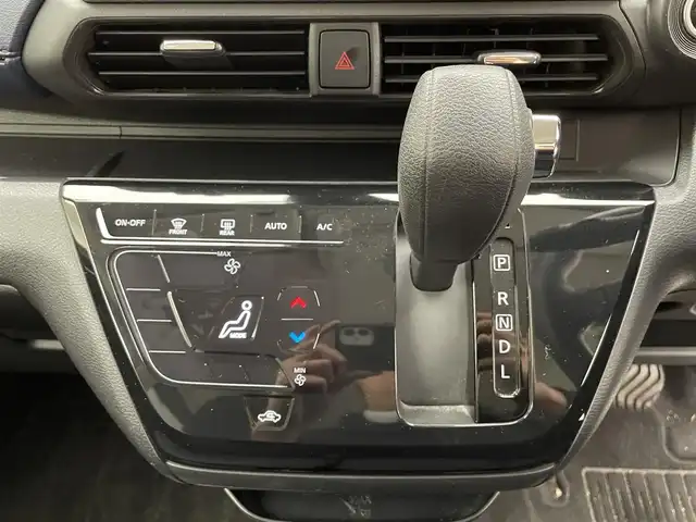 日産 デイズ ハイウェイスターX 兵庫県 2019(令1)年 1.8万km プレミアムサンシャインオレンジメタリック/シルキーホワイト ・純正SDナビ/（CD、DVD、フルセグ、Bluetooth）/・アラウンドビューモニター/・前後コーナーセンサー/・レーンキープアシスト/・LEDヘッドライト/・オートライト/・純正14インチアルミホイール/・純正フロアマット/・スマートキー/・スペアキー