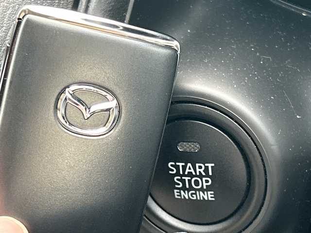 マツダ ＣＸ－３ 15S アーバンドレッサー 沖縄県 2023(令5)年 1.5万km スノーフレイクホワイトパールマイカ 純正ナビ・TV・Bluetooth・CD/DVD/全方位カメラ/前後ドラレコ　/コーナーセンサー/オートライト/シートヒーター・ハンドルヒーター/スマートブレーキサポート/追従機能付きレーダークルーズコントロール/BSM/レーンキープアシスト/誤発進抑制制御