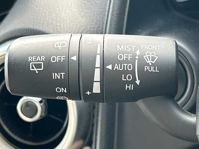 マツダ ＣＸ－３ 15S アーバンドレッサー 沖縄県 2023(令5)年 1.5万km スノーフレイクホワイトパールマイカ 純正ナビ・TV・Bluetooth・CD/DVD/全方位カメラ/前後ドラレコ　/コーナーセンサー/オートライト/シートヒーター・ハンドルヒーター/スマートブレーキサポート/追従機能付きレーダークルーズコントロール/BSM/レーンキープアシスト/誤発進抑制制御