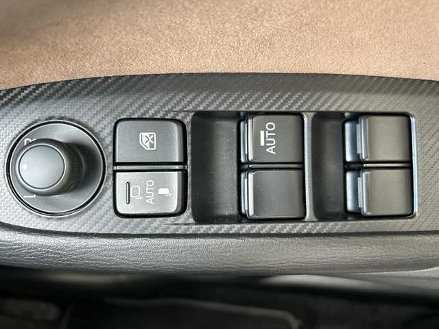 マツダ ＣＸ－３ 15S アーバンドレッサー 沖縄県 2023(令5)年 1.5万km スノーフレイクホワイトパールマイカ 純正ナビ・TV・Bluetooth・CD/DVD/全方位カメラ/前後ドラレコ　/コーナーセンサー/オートライト/シートヒーター・ハンドルヒーター/スマートブレーキサポート/追従機能付きレーダークルーズコントロール/BSM/レーンキープアシスト/誤発進抑制制御