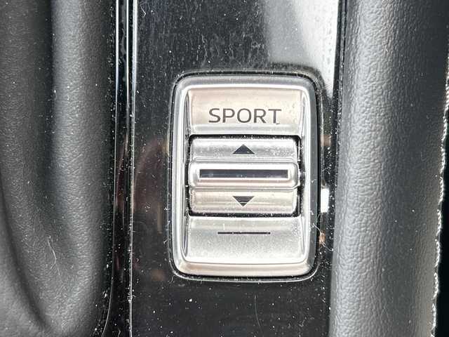 マツダ ＣＸ－３ 15S アーバンドレッサー 沖縄県 2023(令5)年 1.5万km スノーフレイクホワイトパールマイカ 純正ナビ・TV・Bluetooth・CD/DVD/全方位カメラ/前後ドラレコ　/コーナーセンサー/オートライト/シートヒーター・ハンドルヒーター/スマートブレーキサポート/追従機能付きレーダークルーズコントロール/BSM/レーンキープアシスト/誤発進抑制制御