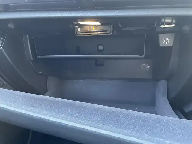 ボルボ Ｖ９０ B6 AWD Rデザイン 東京都 2020(令2)年 4.4万km 黒 ワンオーナー/Ｂ＆Ｗサウンド/純正ナビ/３６０°カメラ/レザーシート/シートヒーター/パノラマガラスルーフ/ドライブレコーダー/ETC/スマートキー