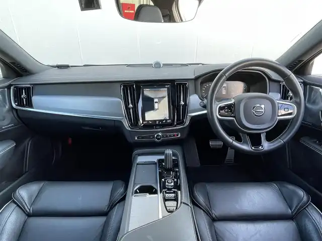 ボルボ Ｖ９０ B6 AWD Rデザイン 東京都 2020(令2)年 4.4万km 黒 ワンオーナー/Ｂ＆Ｗサウンド/純正ナビ/３６０°カメラ/レザーシート/シートヒーター/パノラマガラスルーフ/ドライブレコーダー/ETC/スマートキー