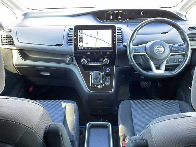 日産 セレナ e－パワー ハイウェイスター V 徳島県 2020(令2)年 4.8万km サンライズオレンジ/ダイヤモンドブラック 純正9型ナビ/（ラジオ/フルセグ/DISC/iPod/USB/BT/HDMI）/全方位カメラ/プロパイロット/オートブレーキホールド/デジタルインナーミラー/ブラインドスポットモニター/両側電動スライドドア/前後コーナーセンサー/LEDヘッドライト/追従式クルーズコントロール/ビルトインETC/純正フロアマット/ドアバイザー/フォグライト