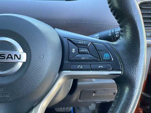 日産 セレナ e－パワー ハイウェイスター V 徳島県 2020(令2)年 4.8万km サンライズオレンジ/ダイヤモンドブラック 純正9型ナビ/（ラジオ/フルセグ/DISC/iPod/USB/BT/HDMI）/全方位カメラ/プロパイロット/オートブレーキホールド/デジタルインナーミラー/ブラインドスポットモニター/両側電動スライドドア/前後コーナーセンサー/LEDヘッドライト/追従式クルーズコントロール/ビルトインETC/純正フロアマット/ドアバイザー/フォグライト