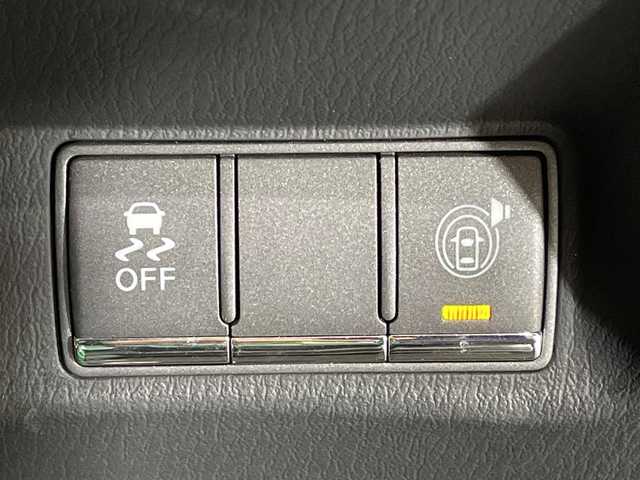 日産 フーガ 370GT FOUR 栃木県 2014(平26)年 3.7万km ブリリアントシルバー ４WD/純正メモリナビ/(CD/フルセグTV/AUX)/バックカメラ/前後コーナーセンサー/ビルトインETC/パワーシート/メモリーシート/禁煙車/オートライト/HIDヘッドライト/横滑り防止装置/フォグランプ/スマートキー/プッシュスタート/ステアリングスイッチ/革巻きステアリング/電動格納ミラー/純正１８インチアルミホイール/純正フロアマット