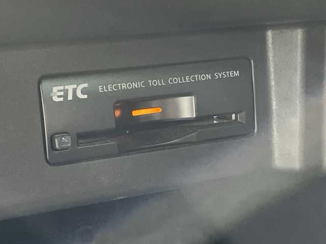 日産 フーガ 370GT FOUR 栃木県 2014(平26)年 3.7万km ブリリアントシルバー ４WD/純正メモリナビ/(CD/フルセグTV/AUX)/バックカメラ/前後コーナーセンサー/ビルトインETC/パワーシート/メモリーシート/禁煙車/オートライト/HIDヘッドライト/横滑り防止装置/フォグランプ/スマートキー/プッシュスタート/ステアリングスイッチ/革巻きステアリング/電動格納ミラー/純正１８インチアルミホイール/純正フロアマット