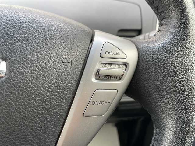 日産 セレナ HWS S HV Vセレ +SeftyⅡ 山形県 2016(平28)年 7.4万km ブルームーンホワイトP エマージェンシーブレーキ/車線逸脱警報/横滑り防止装置/社外ナビ（フルセグ/DVD/CD/BT）/全周囲カメラ/両側パワースライド/ビルトインETC/ドライブレコーダー/アイドリングストップ/クルーズコントロール/純正アルミホイール/冬タイヤ車載/白レザー調シートカバー/プッシュスタート