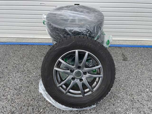 日産 セレナ HWS S HV Vセレ +SeftyⅡ 山形県 2016(平28)年 7.4万km ブルームーンホワイトP エマージェンシーブレーキ/車線逸脱警報/横滑り防止装置/社外ナビ（フルセグ/DVD/CD/BT）/全周囲カメラ/両側パワースライド/ビルトインETC/ドライブレコーダー/アイドリングストップ/クルーズコントロール/純正アルミホイール/冬タイヤ車載/白レザー調シートカバー/プッシュスタート