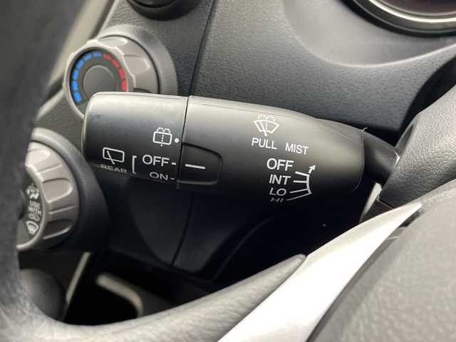 ホンダ フィット G スマートセレクション 群馬県 2012(平24)年 2.3万km アズールブルーメタリック 禁煙車　純正モニター付きCDデッキ　ステアリングスイッチ　ETC　オートライト　バックカメラ　前後ドライブレコーダー　スマートキー　電動格納ミラー　純正フロアマット　横滑り防止装置　盗難防止装置