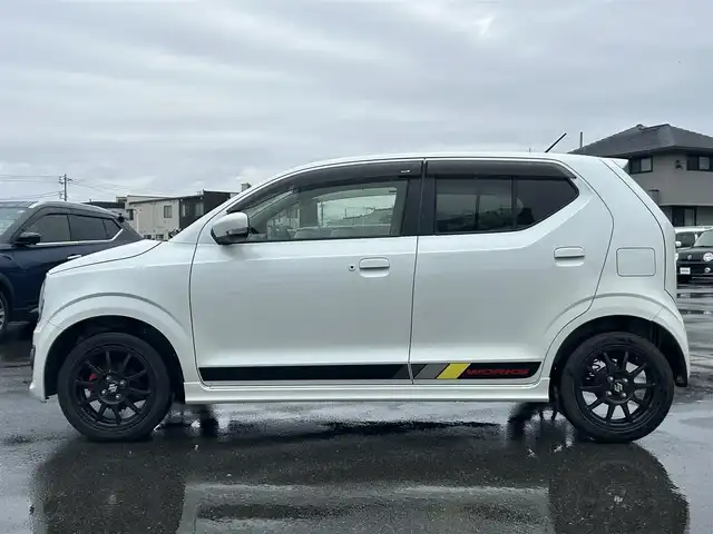 スズキ アルト ワークス 静岡県 2016(平28)年 2.3万km パールホワイト エンジンスタートボタン/パワーステアリング/パワーウィンドウ/パドルシフト/アイドリングストップ/オートエアコン/スマートキー/スペアキー1本/純正フロアマット/純正アルミホイール/布シート/ABS/横滑り防止装置/盗難防止装置/オートライト/キセノン/Wエアバッグ/衝突軽減システム