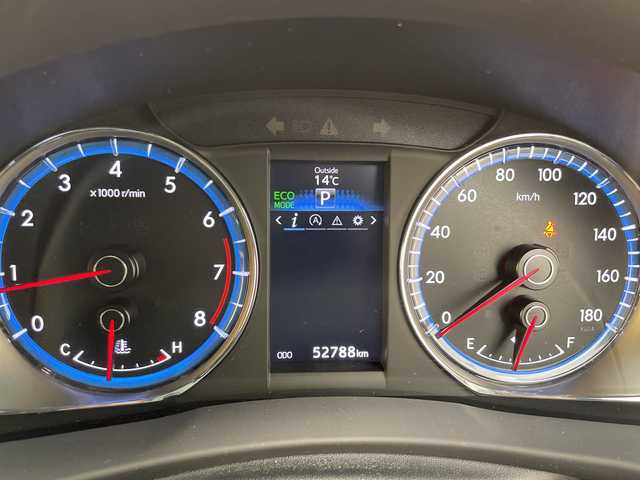 トヨタ ハリアー エレガンス 富山県 2017(平29)年 5.3万km ブラック ALPINE9型ナビ（AM/FM/BT/DVD/フルセグ）/バックカメラ/ドライブレコーダー/ETC/ハーフレザーシート/D席パワーシート/横滑り防止装置/アイドリングストップ/純正アルミホイール付夏タイヤ車載有/社外アルミホイール/純正フロアマット/オートLEDライト/フォグライト/革巻きステアリング/ステアリングスイッチ/スマートキー/スペアキー