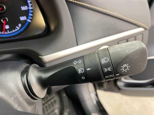 トヨタ ハリアー エレガンス 富山県 2017(平29)年 5.3万km ブラック ALPINE9型ナビ（AM/FM/BT/DVD/フルセグ）/バックカメラ/ドライブレコーダー/ETC/ハーフレザーシート/D席パワーシート/横滑り防止装置/アイドリングストップ/純正アルミホイール付夏タイヤ車載有/社外アルミホイール/純正フロアマット/オートLEDライト/フォグライト/革巻きステアリング/ステアリングスイッチ/スマートキー/スペアキー