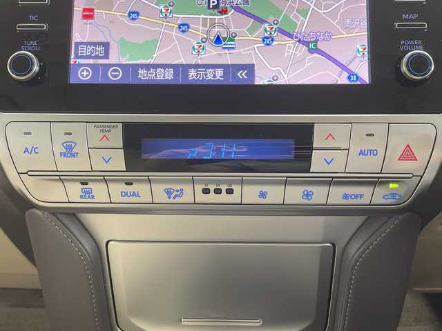 トヨタ ランドクルーザー プラド TX Lパッケージ マットブラED 茨城県 2023(令5)年 2.9万km ホワイトパールクリスタルシャイン 純正メモリナビ/Bluetooth/フルセグTV/USB/サンルーフ/パワーシート/シートヒーター/エアシート/クルーズコントロール/全方位カメラ/ビルトインETC2.0/ルーフレール/ドライブレコーダー/純正18インチAW装着/純正フロアマット/ドアバイザー/ステアリングスイッチ/衝突被害軽減システム/横滑り防止装置/先行車発進告知/前後コーナーセンサー/オートライト/オートハイビーム/ヘッドライトウォッシャー/オートライト/フロントフォグ/LEDヘッドライト/スマートキー/スペアキー1本