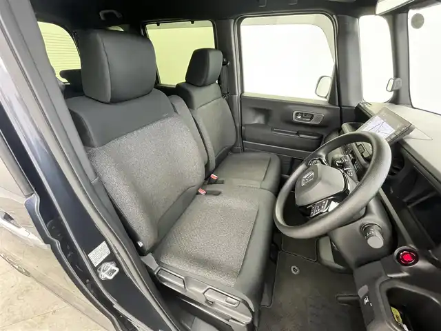 ホンダ Ｎ ＢＯＸ カスタム 群馬県 2023(令5)年 0.7万km メテオロイドグレーメタリック 純正９インチナビ　バックカメラ　アダプティブクルーズコントロール　片側パワースライドドア　ＬＥＤ　ＡＨＢ　シートヒーター　純正１４インチＡＷ　ステアリングリモコン　ＥＴＣ　スマートキー　禁煙車